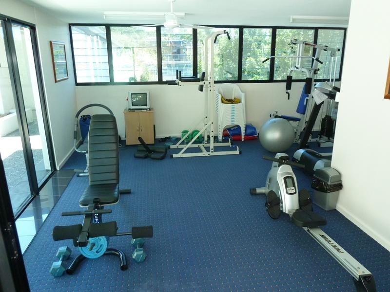 8/26 Holland Street, Toowong QLD 4066