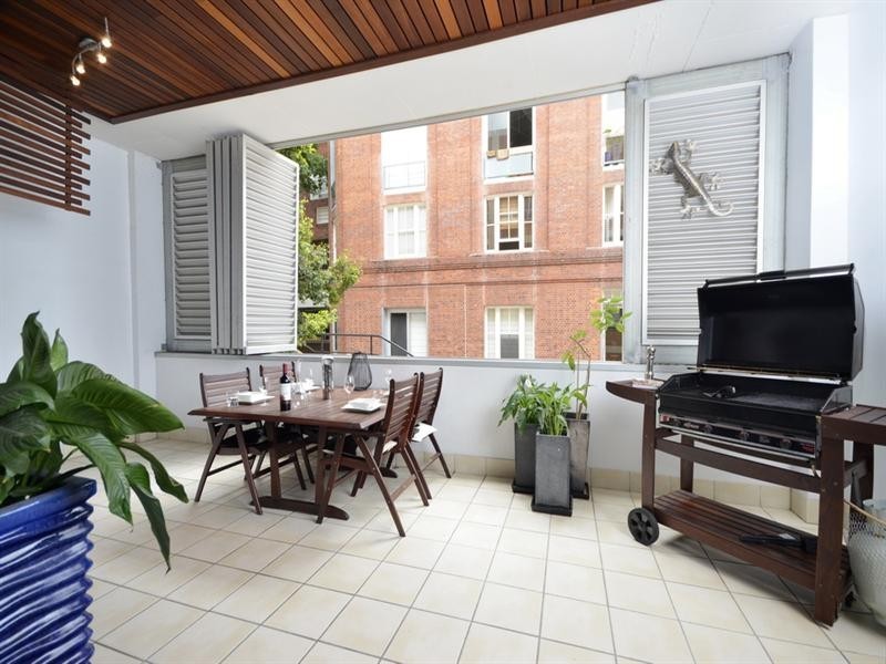 111/24 Macquarie Street, Teneriffe QLD 4005