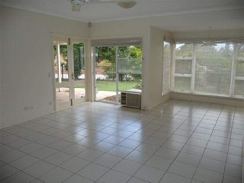 37 Tristania Drive, Bardon QLD 4065