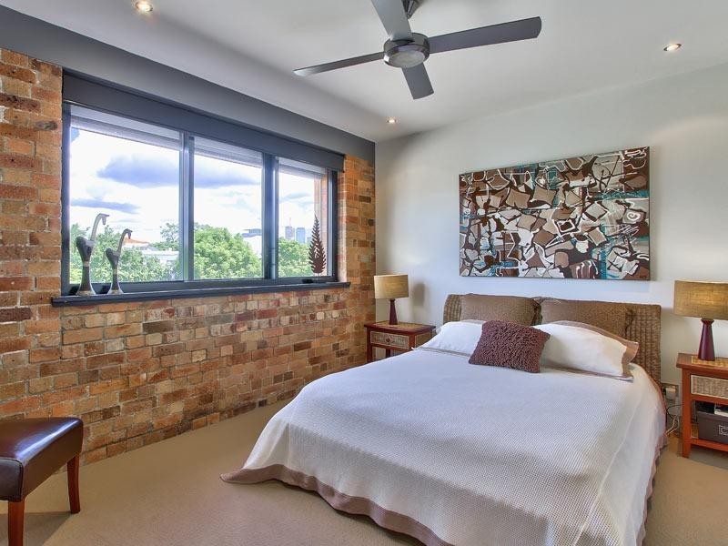 2233/32 Refinery Parade, New Farm QLD 4005