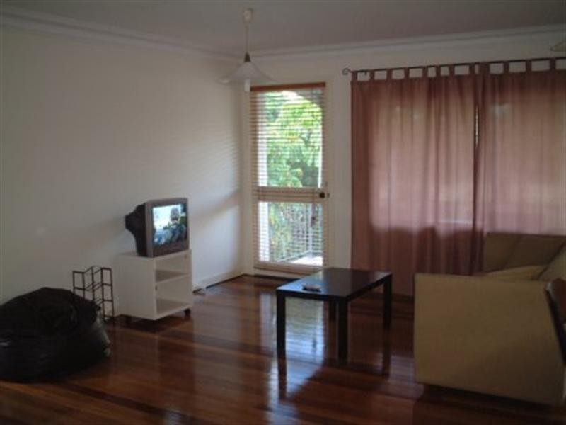 1/55 Shafston Avenue, Kangaroo Point QLD 4169