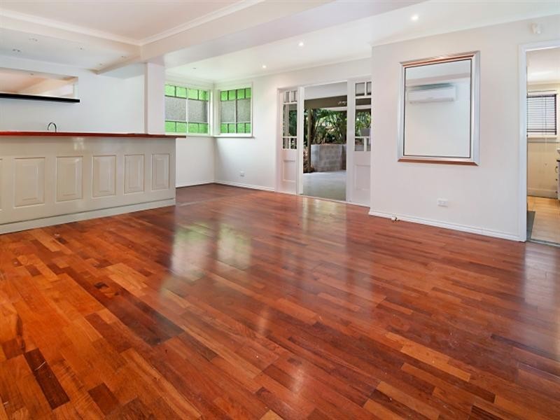 2 Hazlewood Street, New Farm QLD 4005