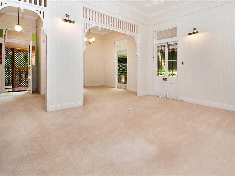 2 Hazlewood Street, New Farm QLD 4005