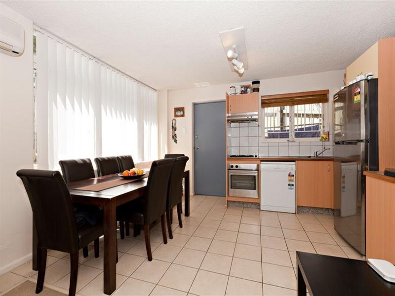 1/25 Sydney Street, New Farm QLD 4005