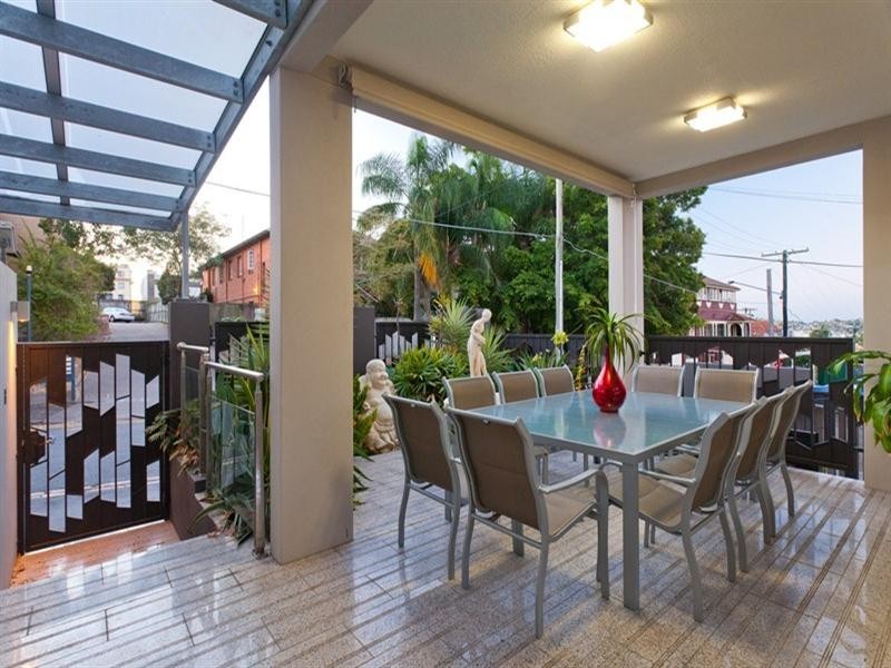 19 Harcourt Street, New Farm QLD 4005