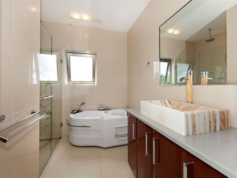 19 Harcourt Street, New Farm QLD 4005