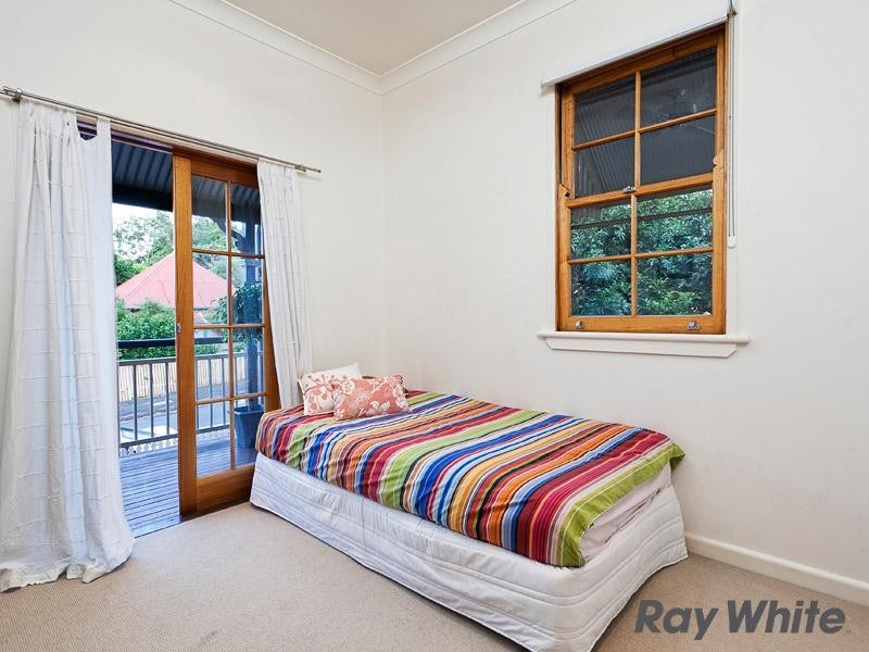 70 Kennigo Street, Spring Hill QLD 4000