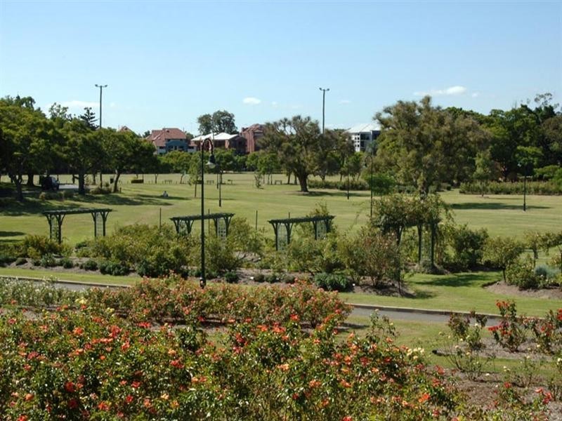 999 Brunswick Street, New Farm QLD 4005