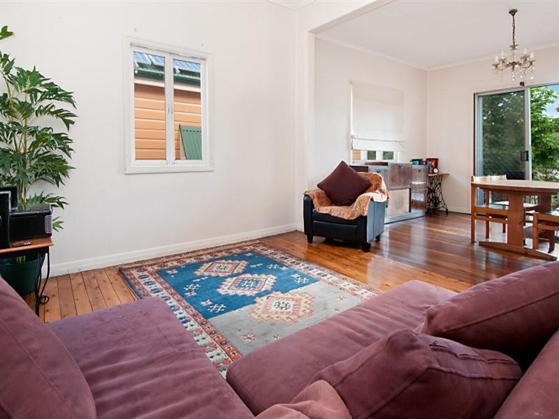 31 Blakeney Street, Highgate Hill QLD 4101