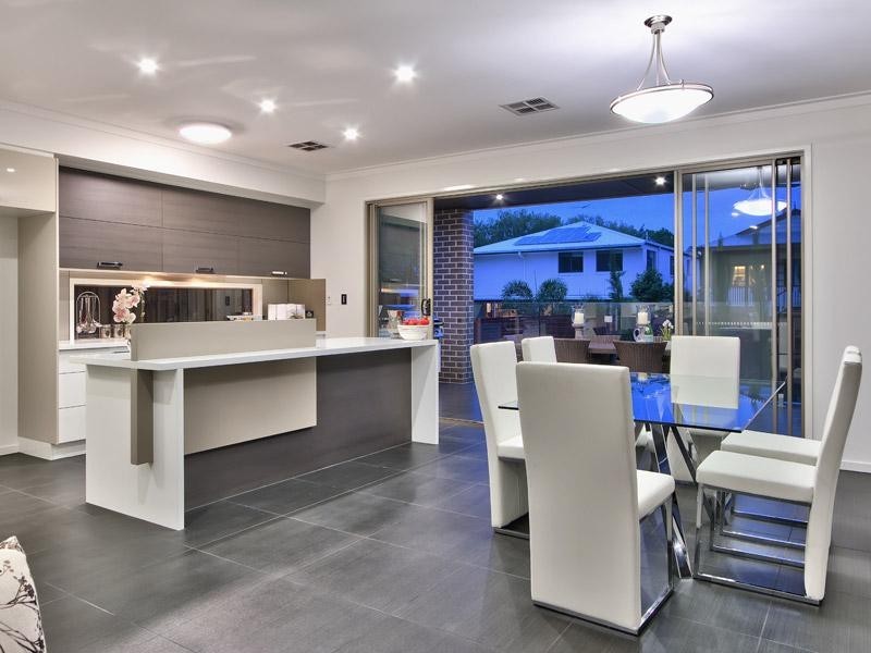 51 Moreton Street, Norman Park QLD 4170