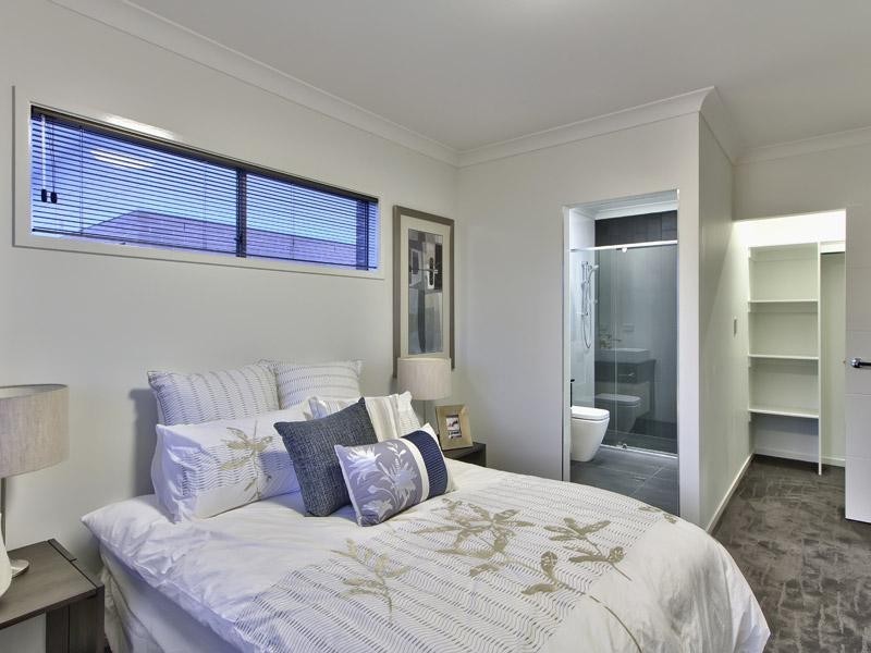 51 Moreton Street, Norman Park QLD 4170