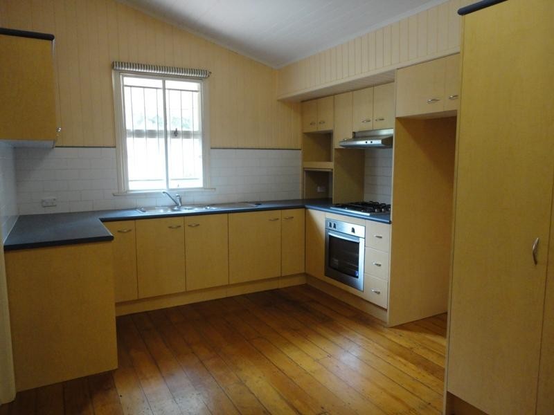 253 Hudson Road, Wooloowin QLD 4030