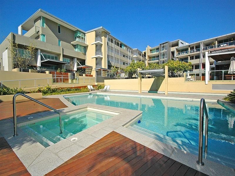 4/20 Newstead Terrace, Newstead QLD 4006