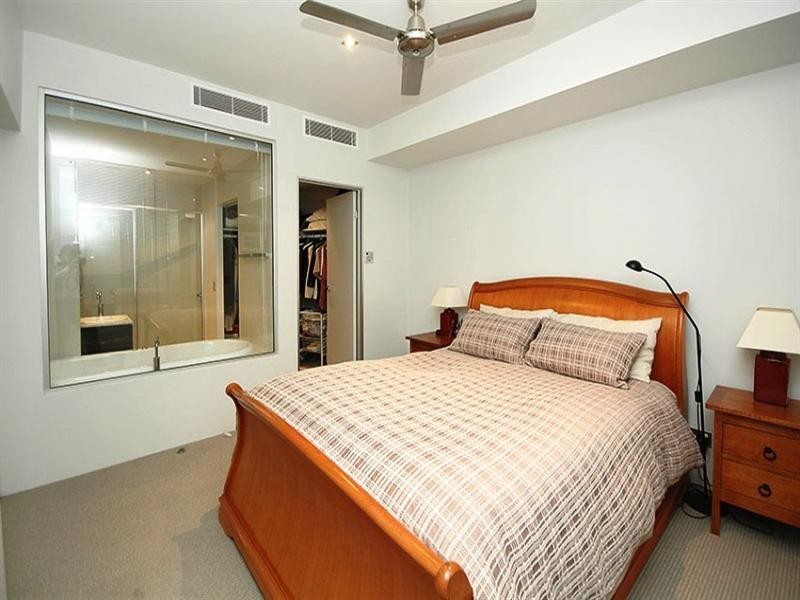 4/20 Newstead Terrace, Newstead QLD 4006