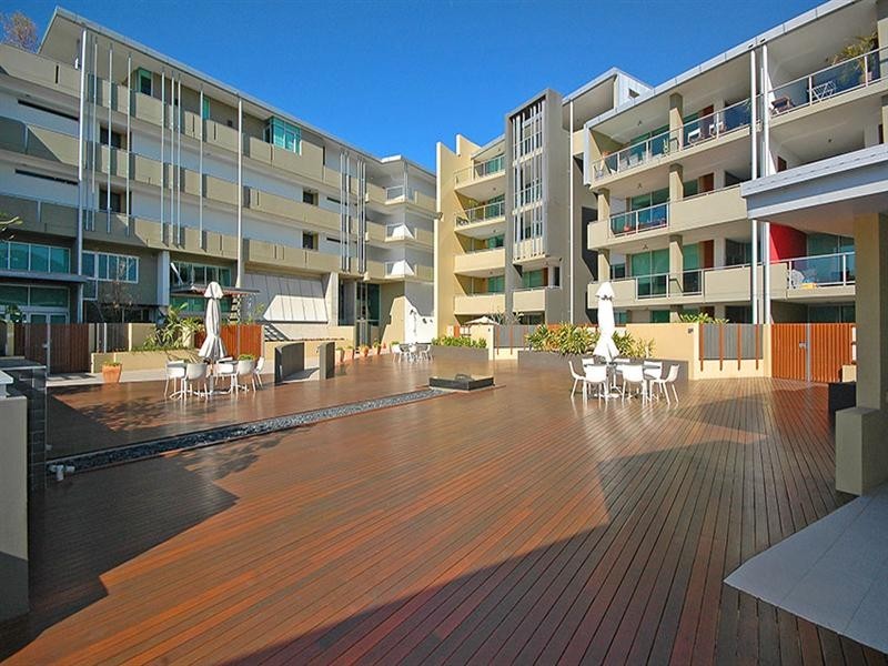4/20 Newstead Terrace, Newstead QLD 4006
