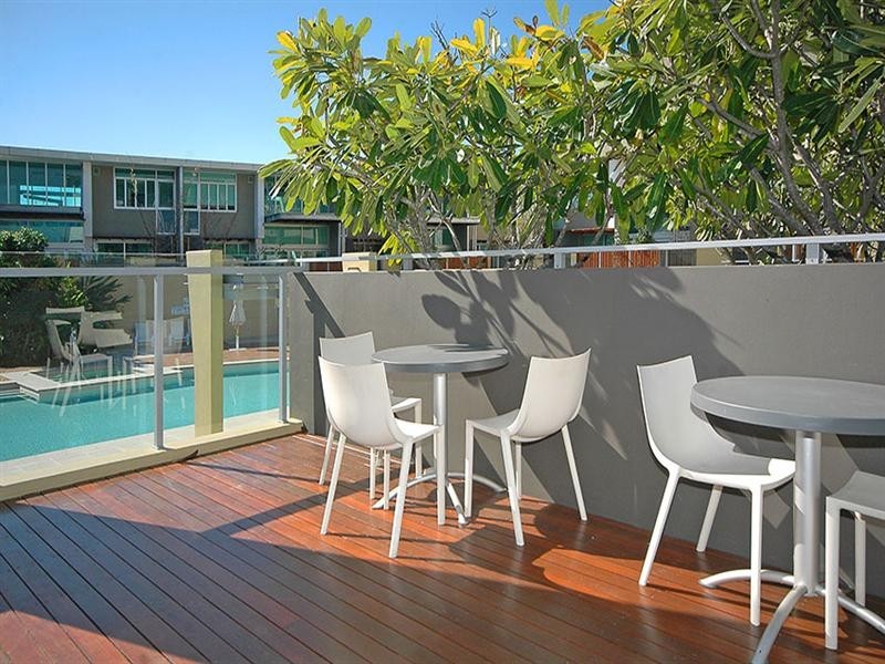 4/20 Newstead Terrace, Newstead QLD 4006