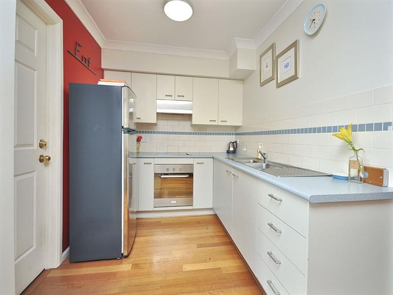 1/19 Annie Street, New Farm QLD 4005