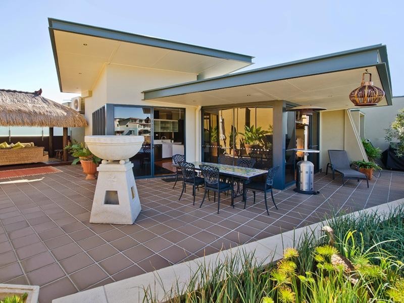 110 Commercial Road, Teneriffe QLD 4005