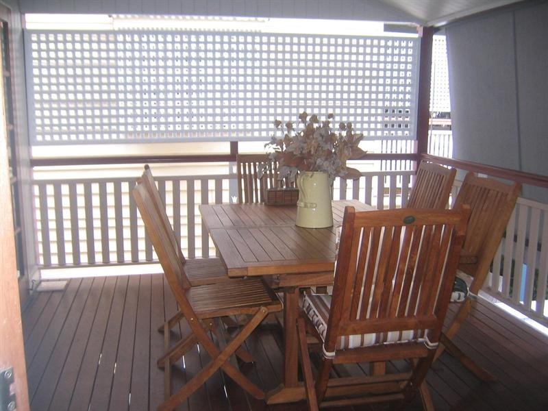 19 Salstone Street, Kangaroo Point QLD 4169