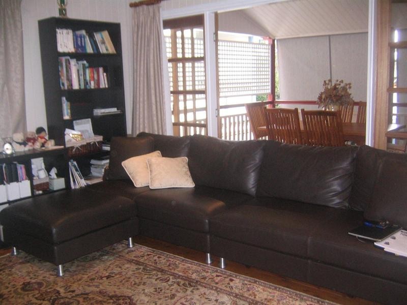 19 Salstone Street, Kangaroo Point QLD 4169