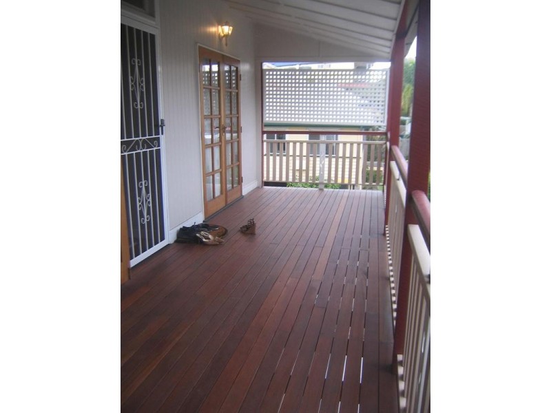 19 Salstone Street, Kangaroo Point QLD 4169