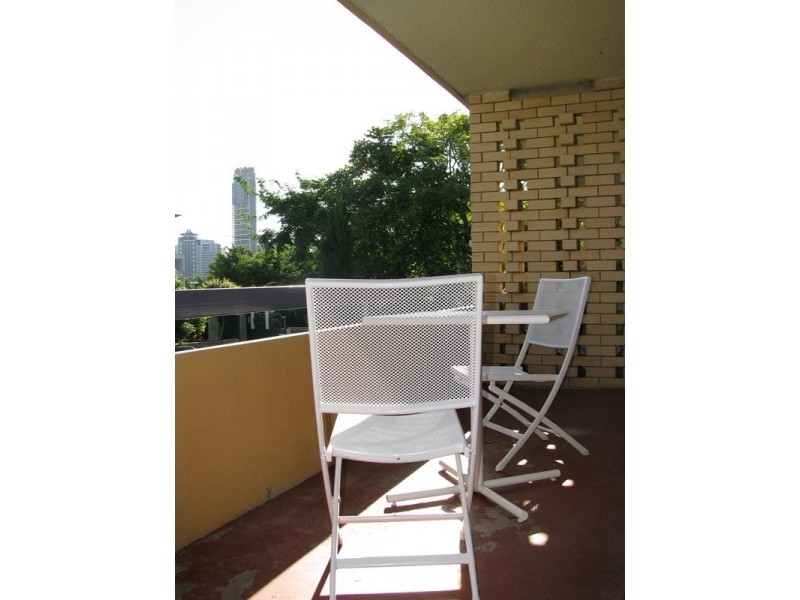 1/81 Barker Street, New Farm QLD 4005