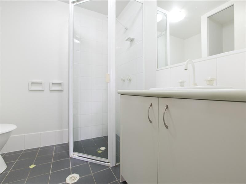 15/32 Newstead Terrace, Newstead QLD 4006