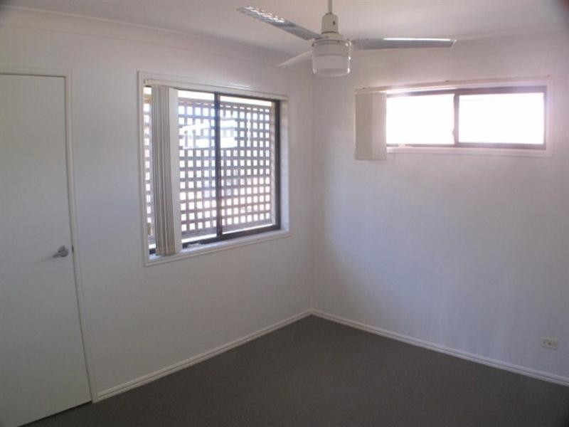 2/14 Cardross Street, Yeerongpilly QLD 4105