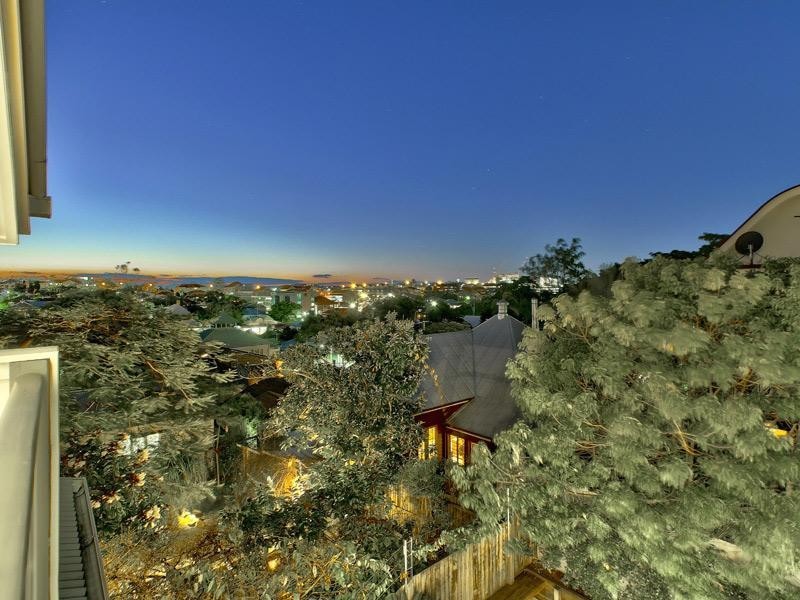 11 Isaac Street, Spring Hill QLD 4000