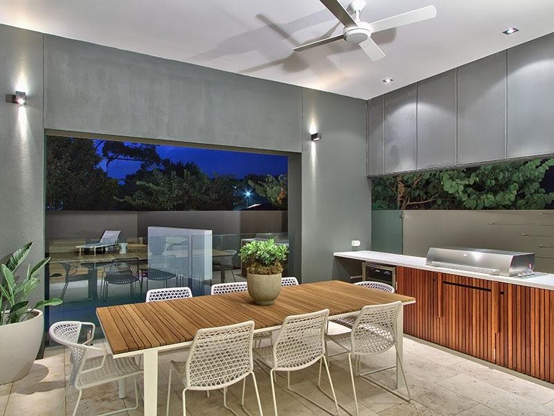 16 Dixon Street, New Farm QLD 4005