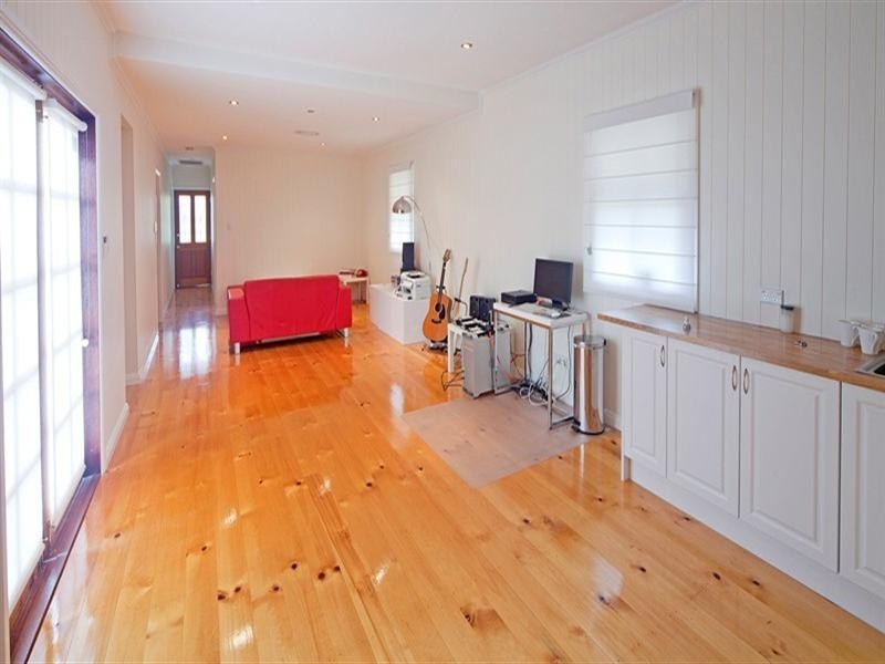 102 Warry Street, Spring Hill QLD 4000