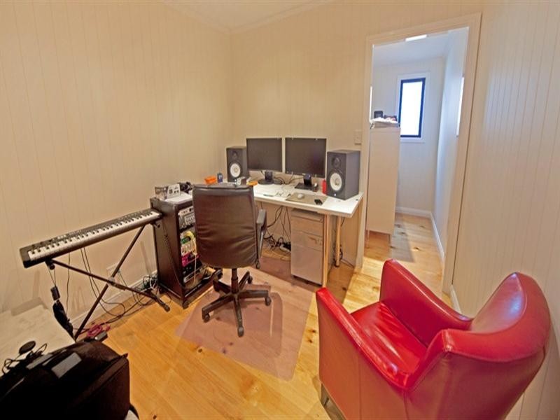 102 Warry Street, Spring Hill QLD 4000