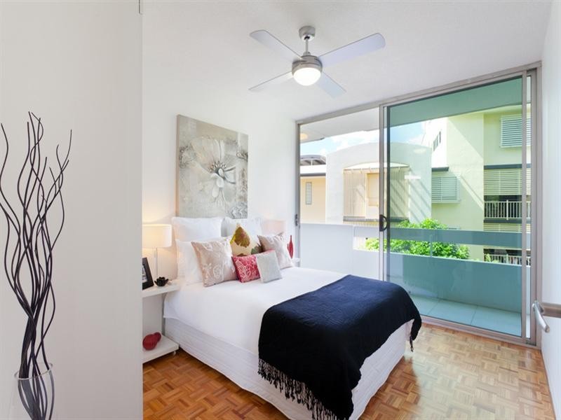 12/128 Oxlade Drive, New Farm QLD 4005