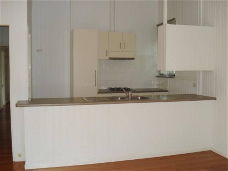 76 Thomas Street, Kangaroo Point QLD 4169