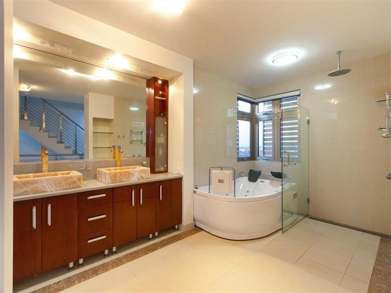 19 Harcourt Street, New Farm QLD 4005