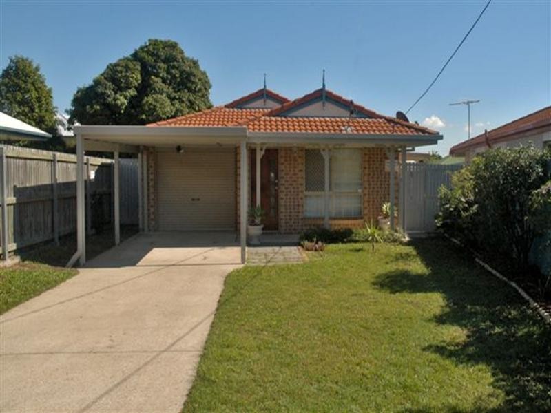 64 Gatling Road, Cannon Hill QLD 4170