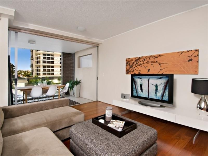 11/8-12 Macquarie Street, Teneriffe QLD 4005