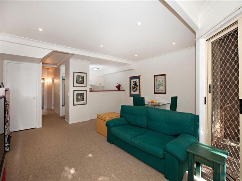 8/38 Villiers Street, New Farm QLD 4005