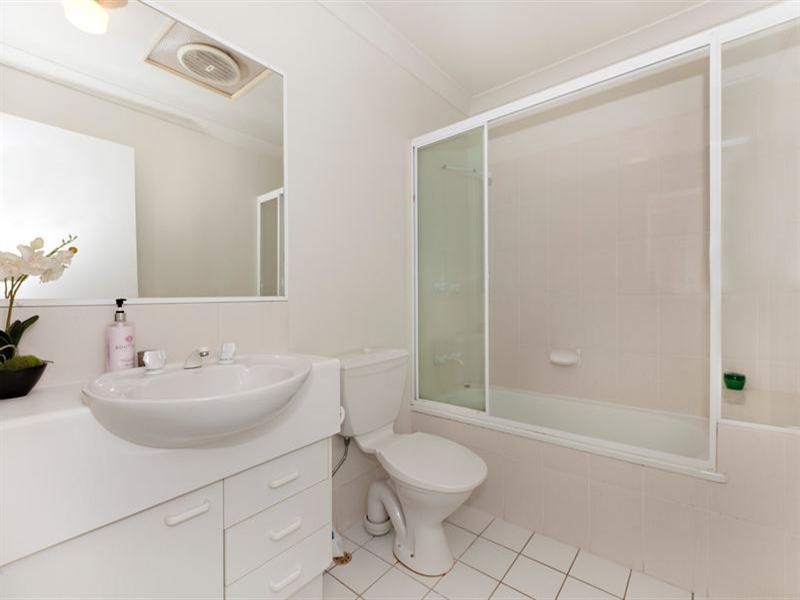 8/38 Villiers Street, New Farm QLD 4005