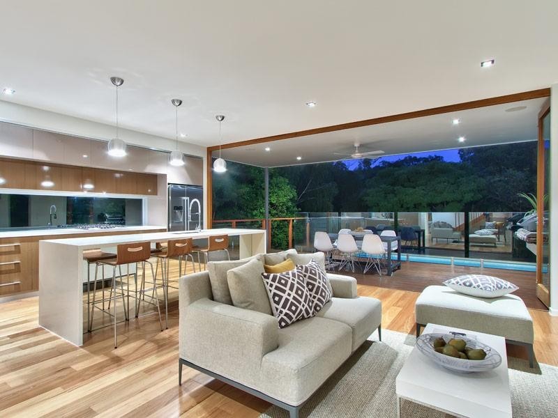 22 Instow Street, Yeronga QLD 4104