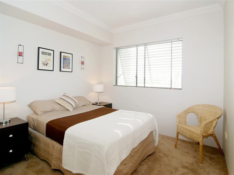 18/31 Helen Street, Teneriffe QLD 4005