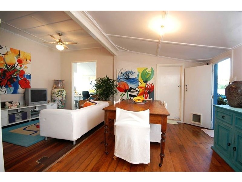 140 Kennigo Street, Spring Hill QLD 4000