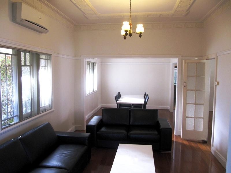 54 Bowley Street, Hendra QLD 4011