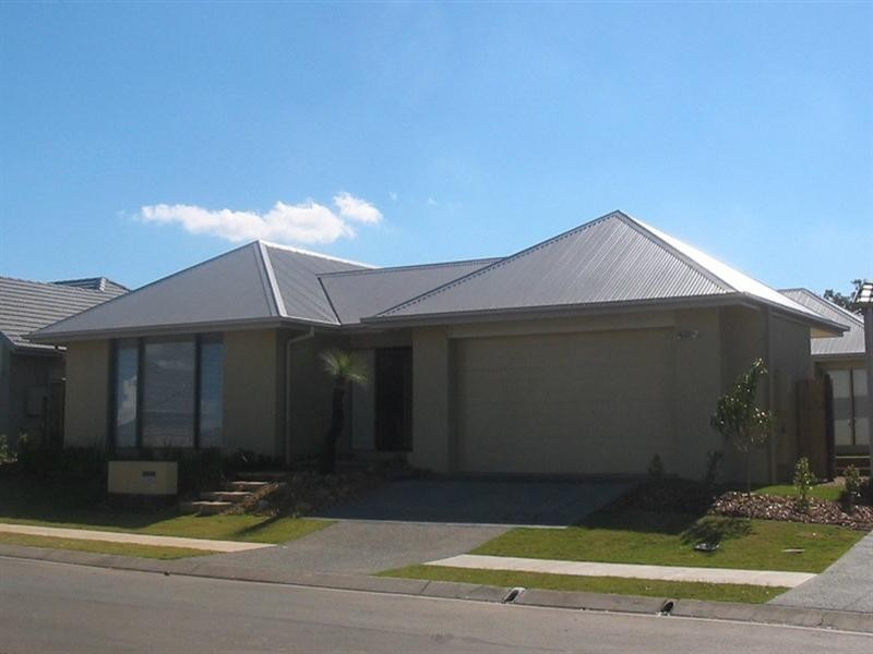 17 Mossvale Drive, Wakerley QLD 4154