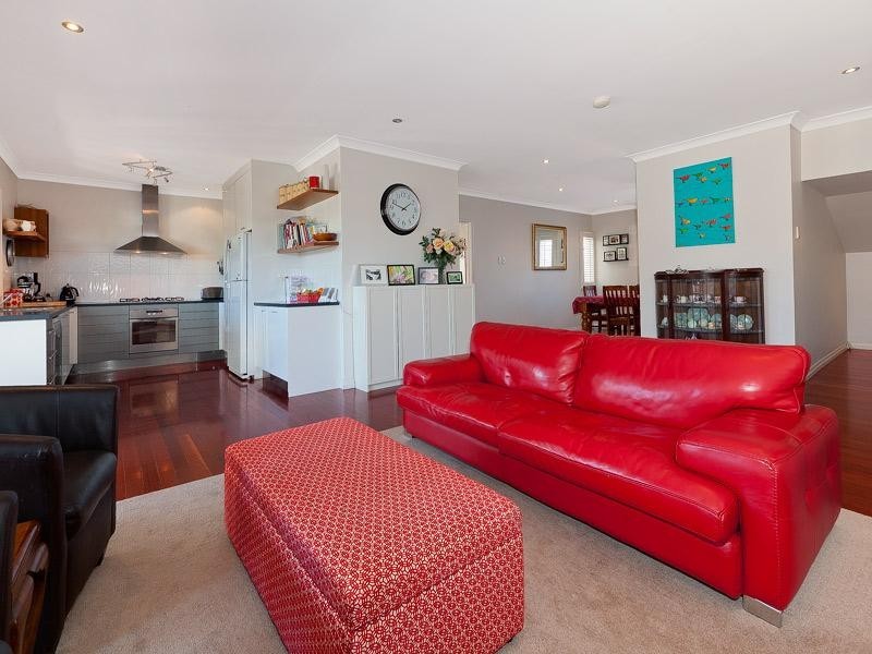 76 Tenth Avenue, Kedron QLD 4031