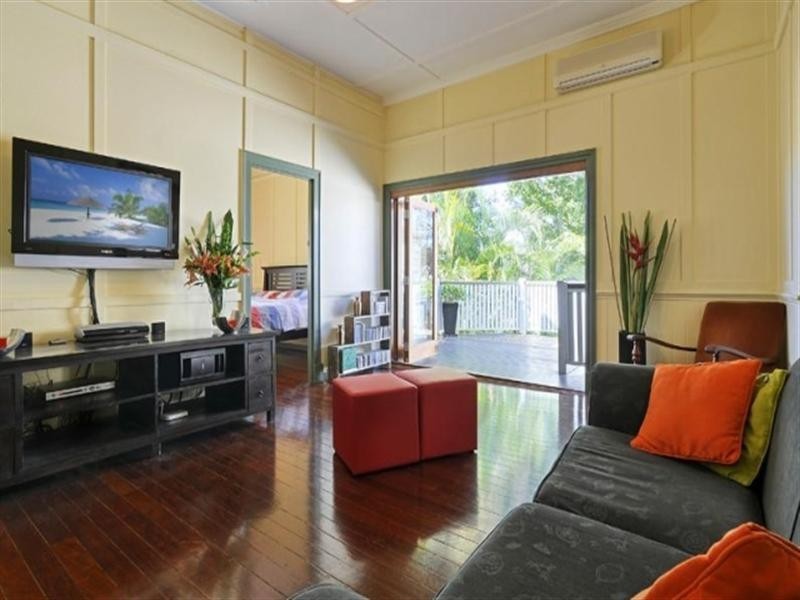 4/147 Merthyr Road, New Farm QLD 4005