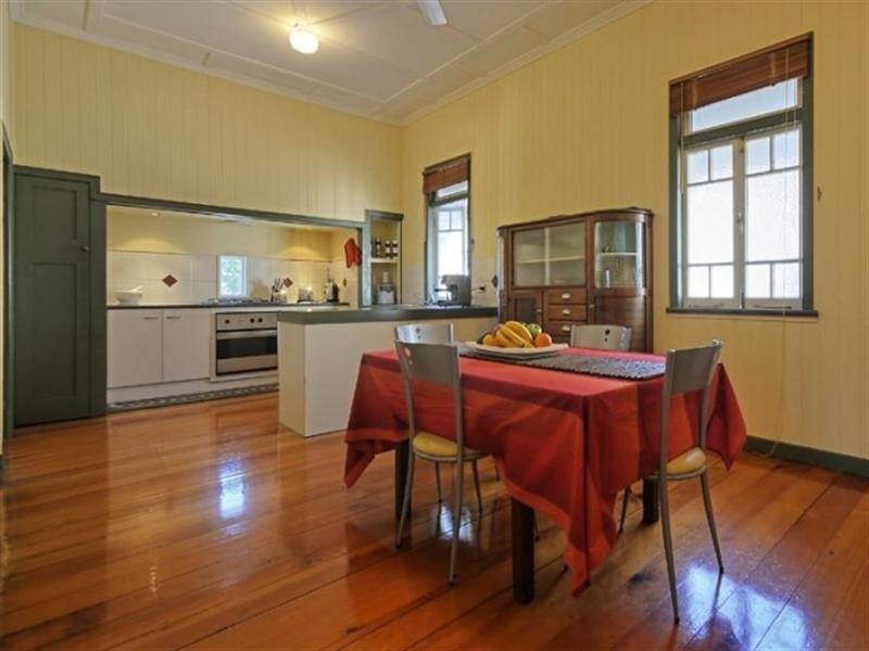 4/147 Merthyr Road, New Farm QLD 4005