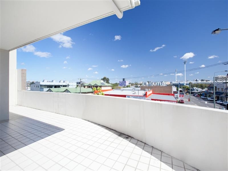 17/41 Kingfisher Lane, Woolloongabba QLD 4102