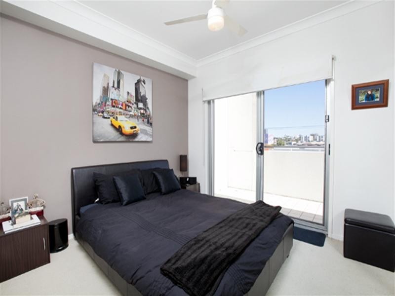 17/41 Kingfisher Lane, Woolloongabba QLD 4102