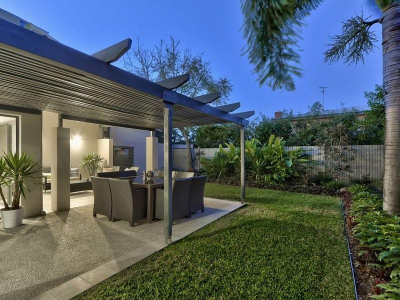 11/63 Mark Street, New Farm QLD 4005